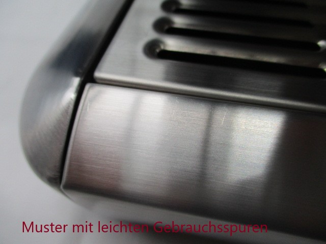 Light use traces: The Duo Temp Pro Stainless Steel SES810BSS