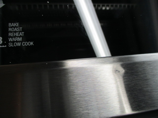 Housing damage: Smart Oven Stainless Steel BOV820BSS !UK Plug!