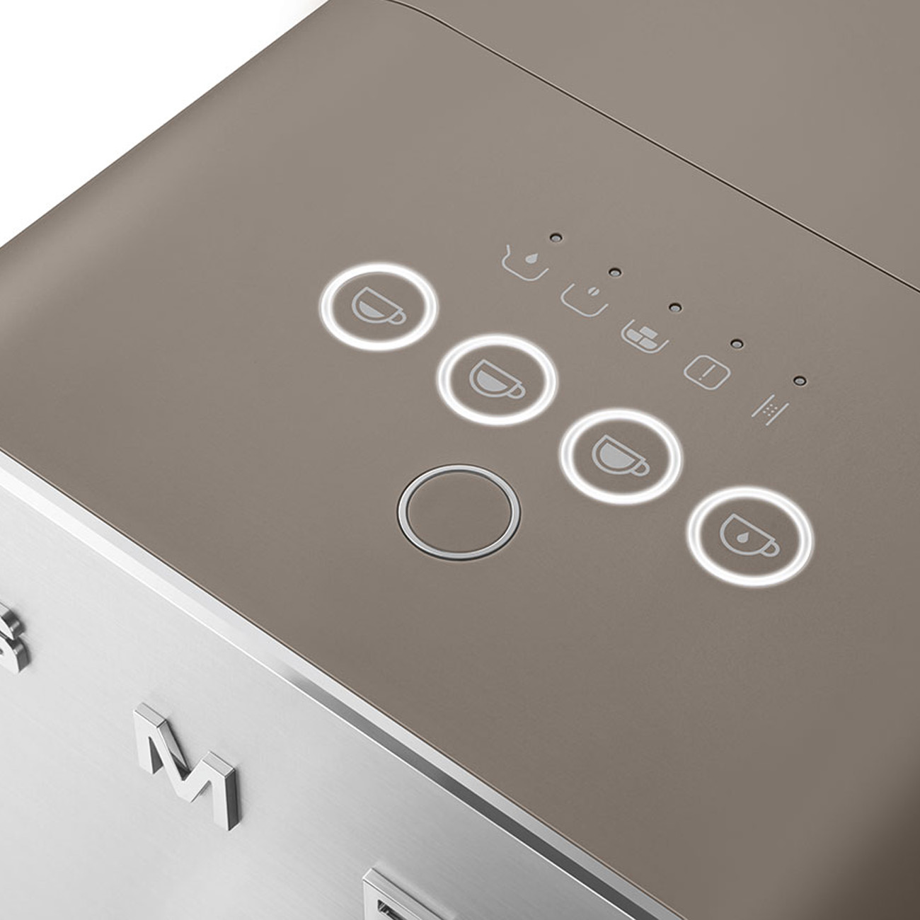 Slight signs of use: Automatic Coffee Machine BCC01 Taupe